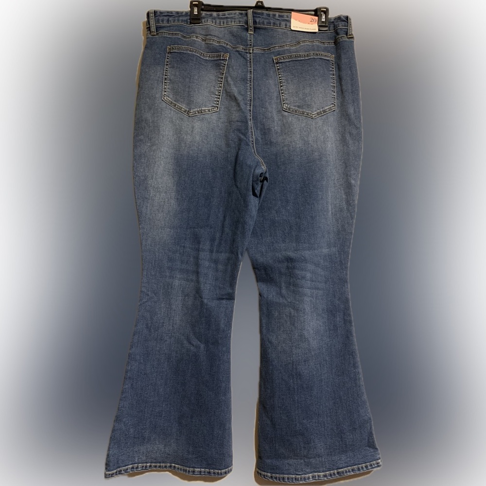 Arula Hattie Flare Jeans High Rise Flare NWT vintage wash - Picture 2 of 11